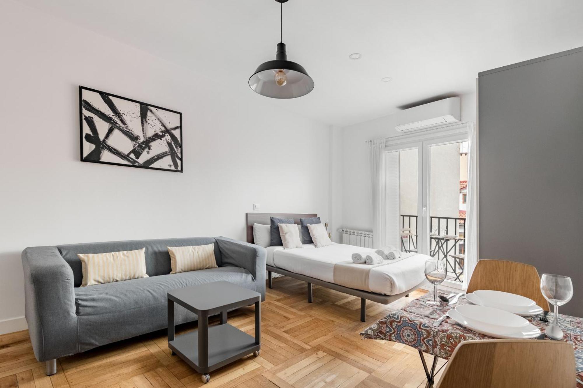Charming Sol Studios Madrid Luaran gambar